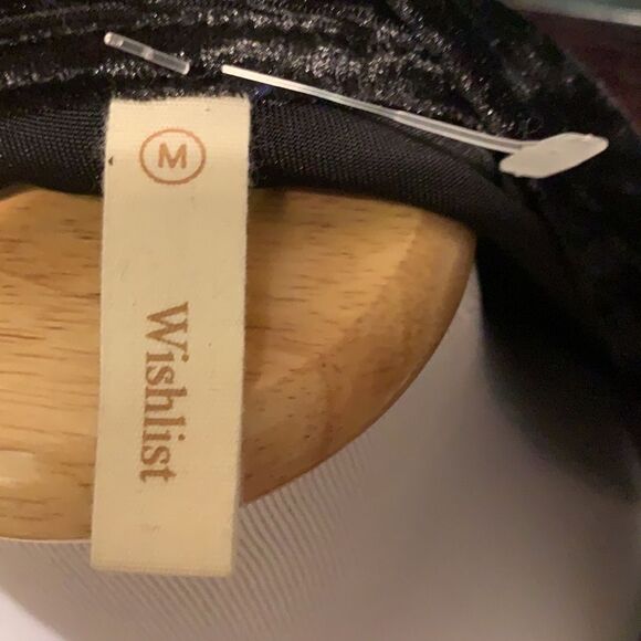 Wishlist crushed velvet over sized long sleeve top - Picture 5 of 5